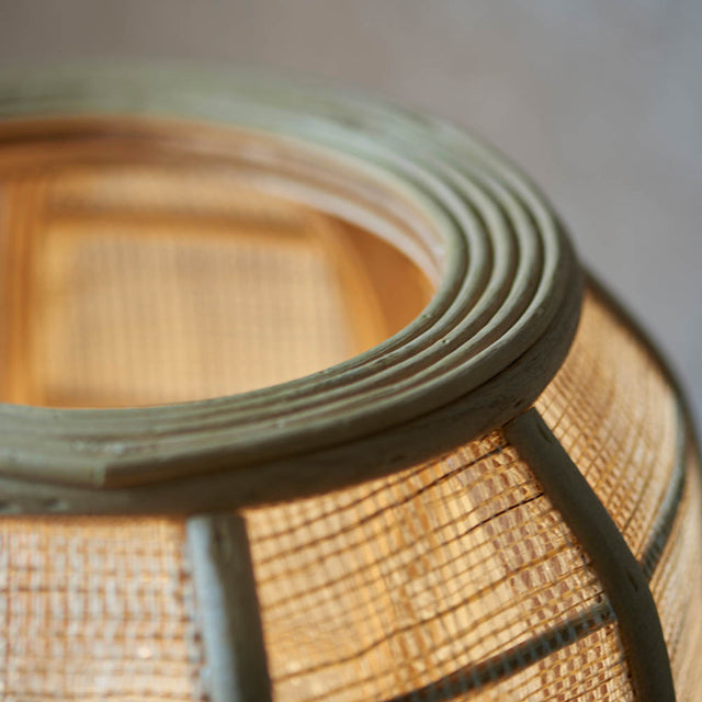 Zaire Table