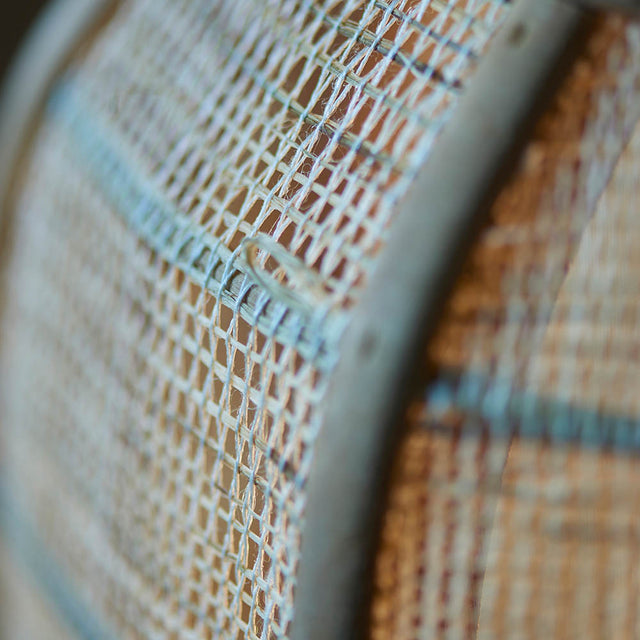 Zaire Table