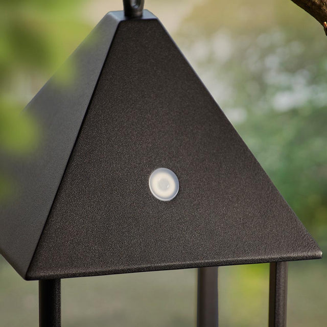 Hoot Medium Table