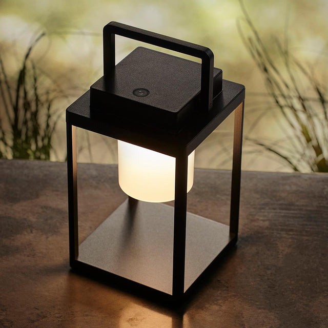Voyage Table