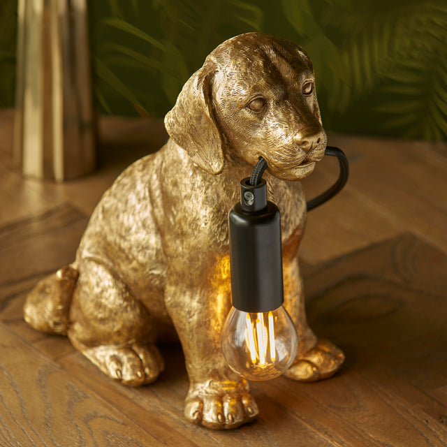 Labrador Puppy Table