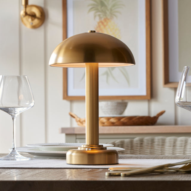 Bridport Rechargeable Table