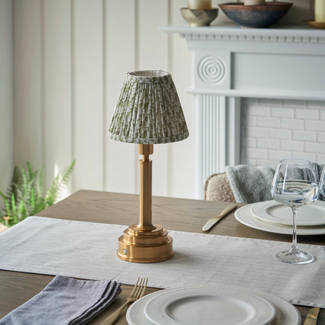 Upton Rechargeable & Leaf 16cm Table