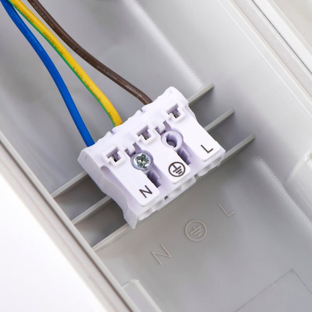 Endura LED Anti-Corrosive Batten | 5FT Standard CCT | 24 / 50W