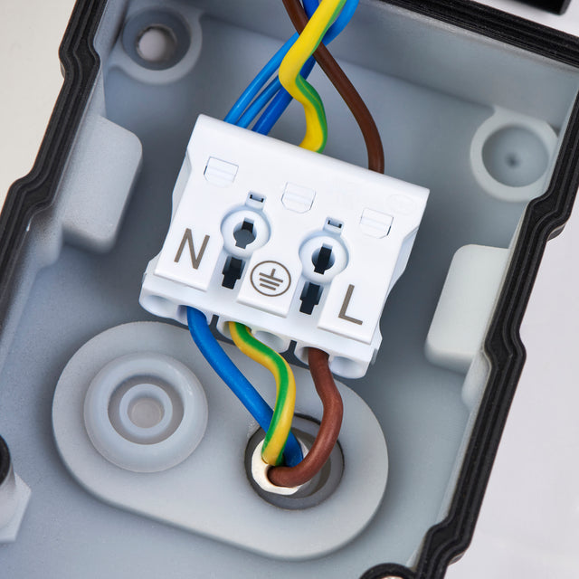 Scope PIR/Photocell 1lt Wall IP65