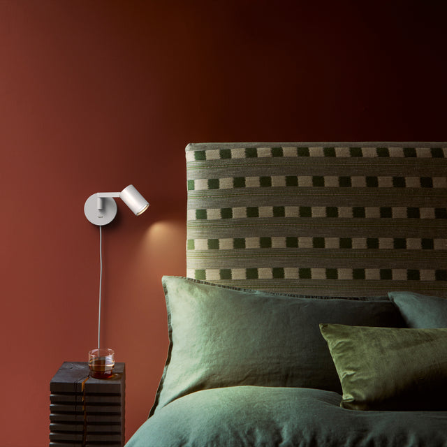Ascoli Swing Plug In