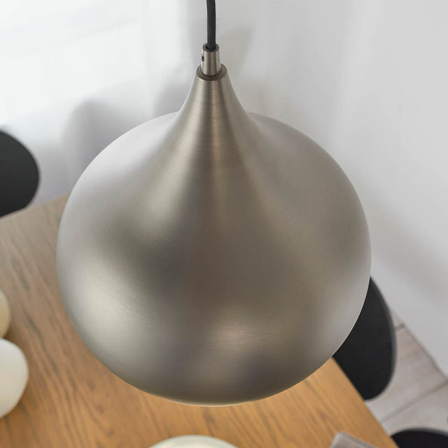 Brosnan Pendant
