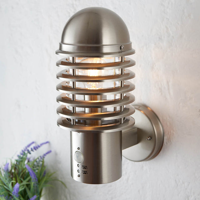 Louvre PIR & photocell wall