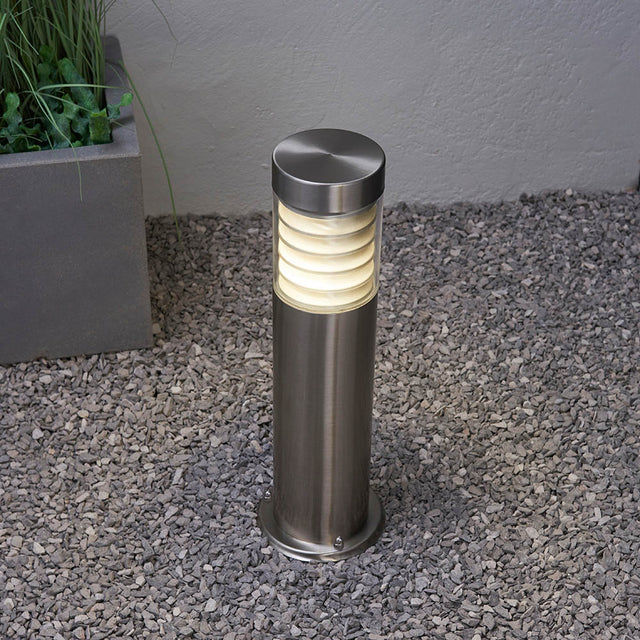 Equinox LED Post