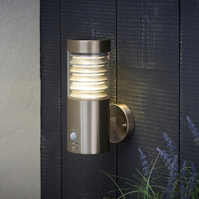 Equinox LED PIR & Photocell wall