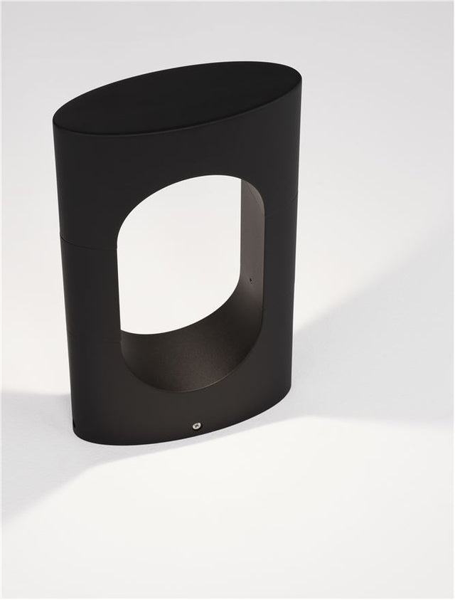 PORTAL Black Aluminium & Acrylic LED 13.5 Watt 890Lm 3000K 220-240 Volt Beam Angle 296º IP54 L: 17.8 W: 6.9 H: 30 cm