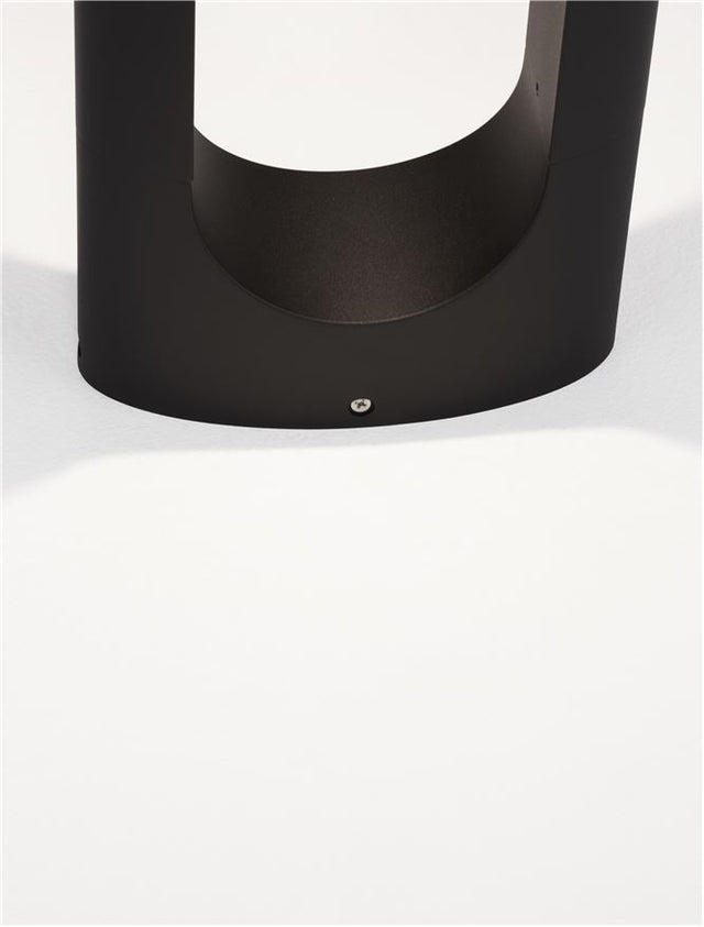 PORTAL Black Aluminium & Acrylic LED 13.5 Watt 890Lm 3000K 220-240 Volt Beam Angle 296º IP54 L: 17.8 W: 6.9 H: 30 cm