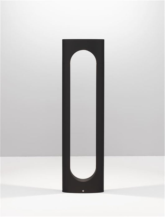PORTAL Black Aluminium & Acrylic LED 13.5 Watt 890Lm 3000K 220-240 Volt Beam Angle 296º IP54 L: 17.8 W: 6.9 H: 65 cm