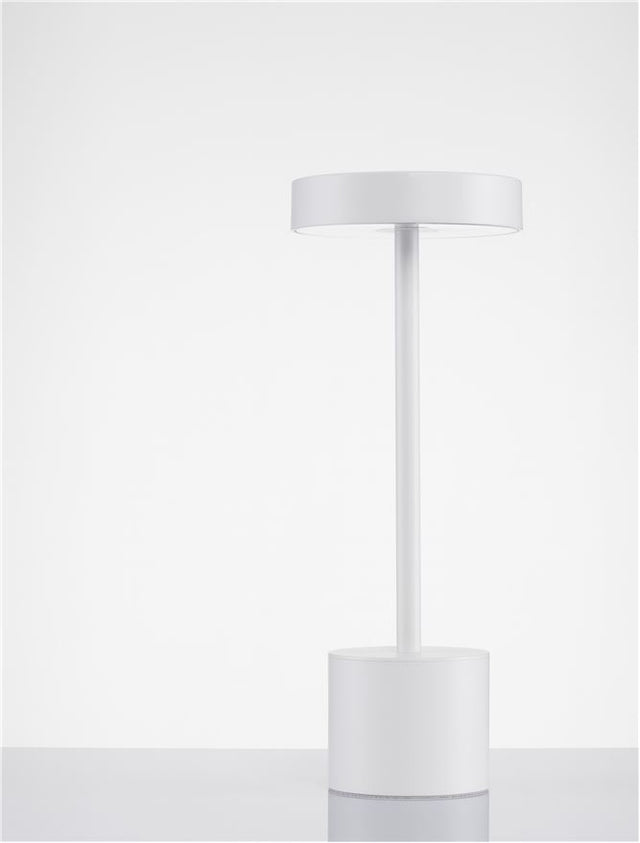 FUMO White Aluminium & Acrylic LED 2 Watt 230Lm 3000K 220-240 Volt Beam Angle 163º IP54 Switch On/Off / USB Wire D: 11.8 H: 30 cm