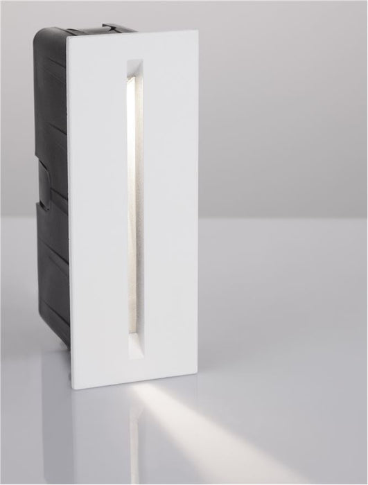 AIZEN White Aluminium & Clear Glass LED 3 Watt 16Lm 3000K 600mA 100-240V Beam Angle 148º IP54 L: 13.5 W: 5 H: 6.5 cm