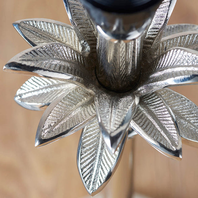 Leaf Tall & Freya Oyster shade