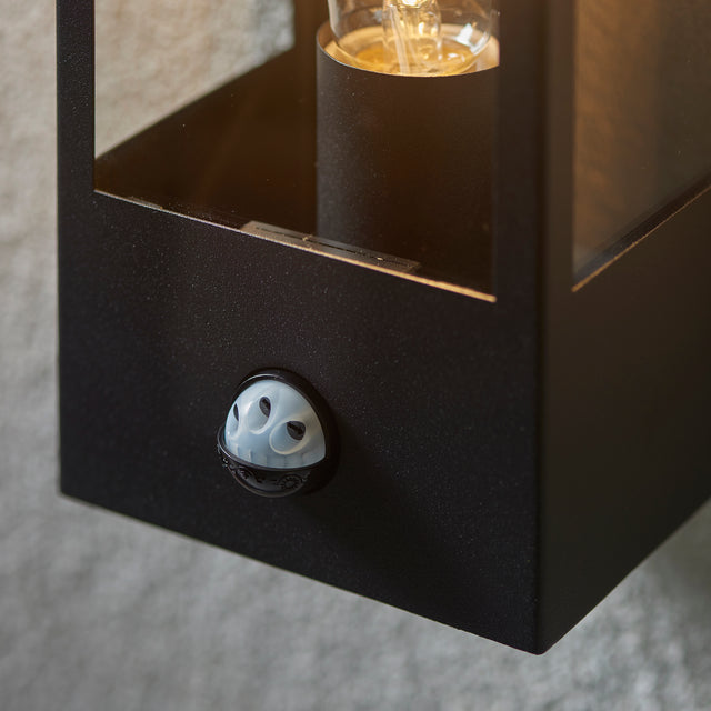 Breton PIR single IP44 28W