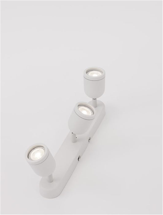 ORSON Sandy White Metal LED GU10 3x10 Watt 230 Volt IP44 Bulb Excluded L: 48 W: 8 H: 9.7 cm Rotating & Adjustable