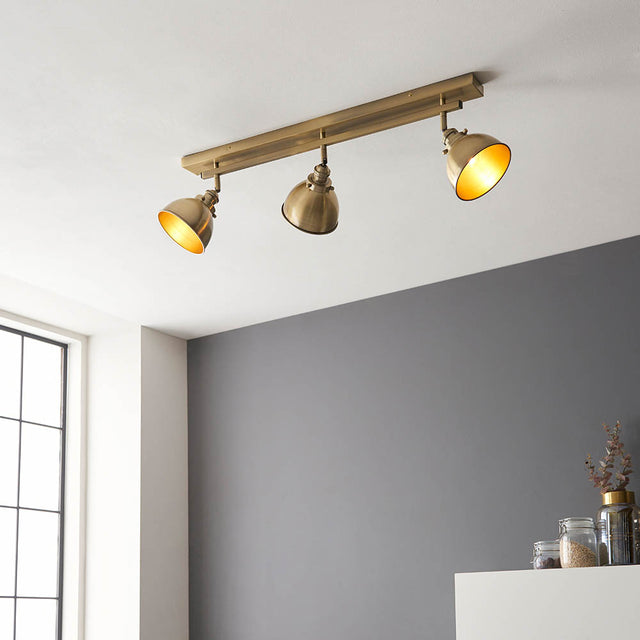 Wyatt 3lt Bar spotlight
