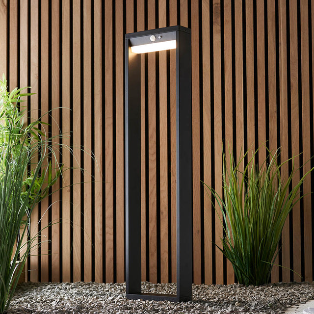 Dannah Bollard photocell & PIR