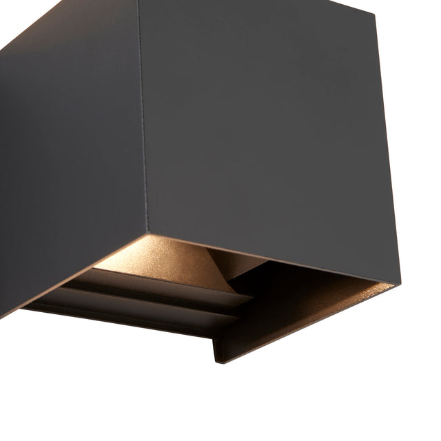 Glover CCT 2lt Wall Square 5.5W IP44