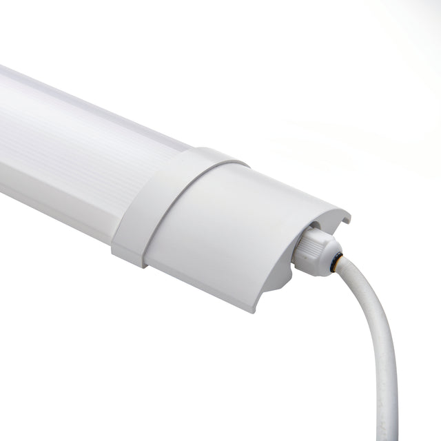 Reeve 2 2FT IP65 18W daylight white