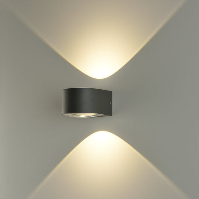 Ania Wall Lamp