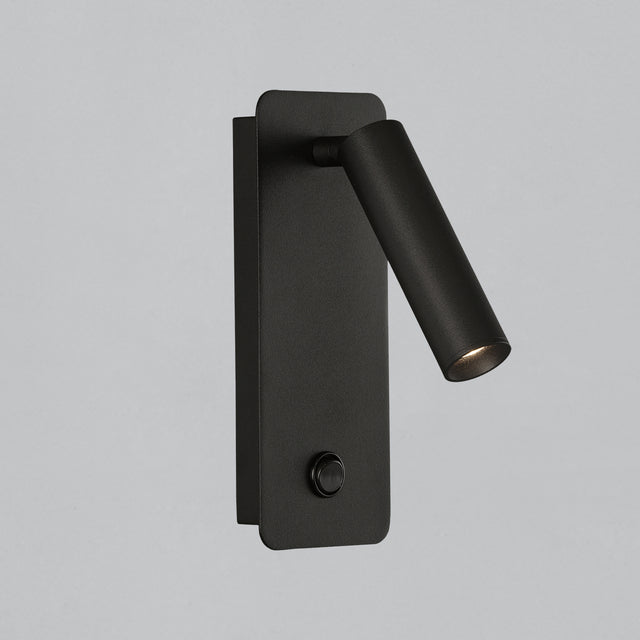 Aron Wall Lamp