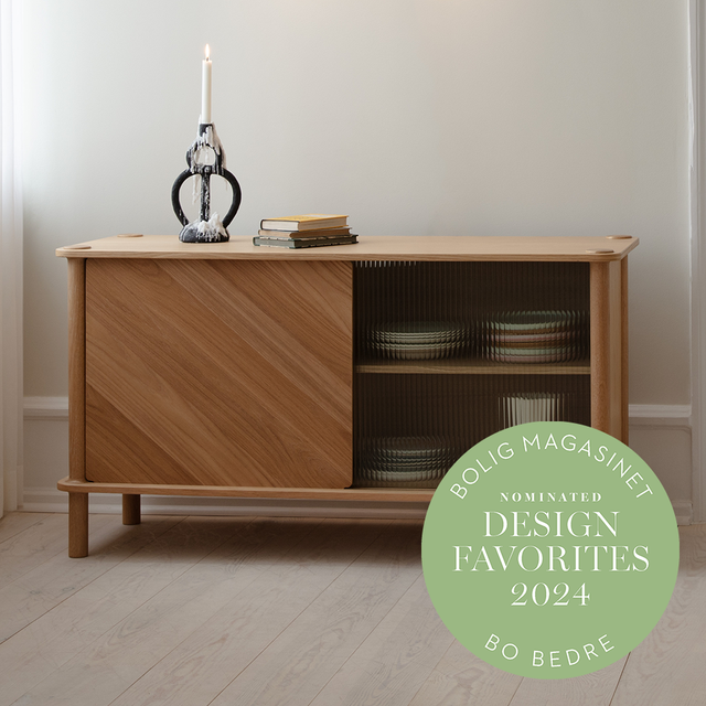 Italic | sideboard