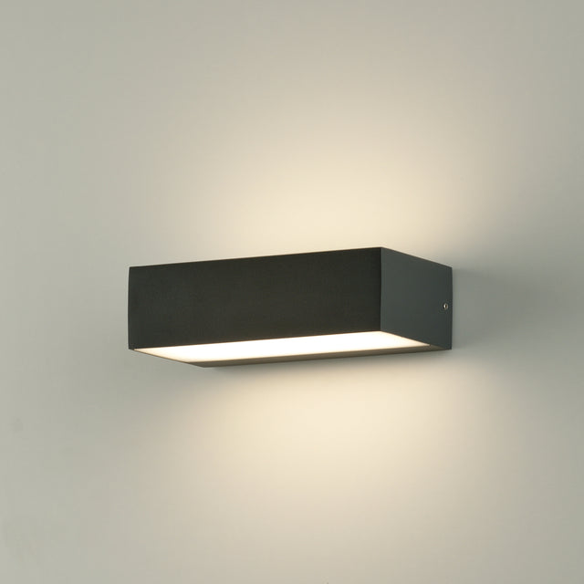 Draco Wall Lamp