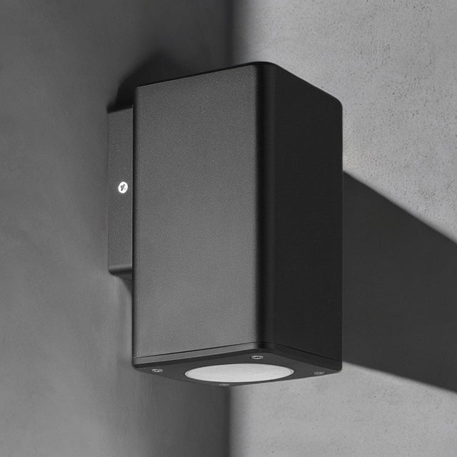 Polycarbonate Corrosion Proof Outdoor Wall Light - Black Finish