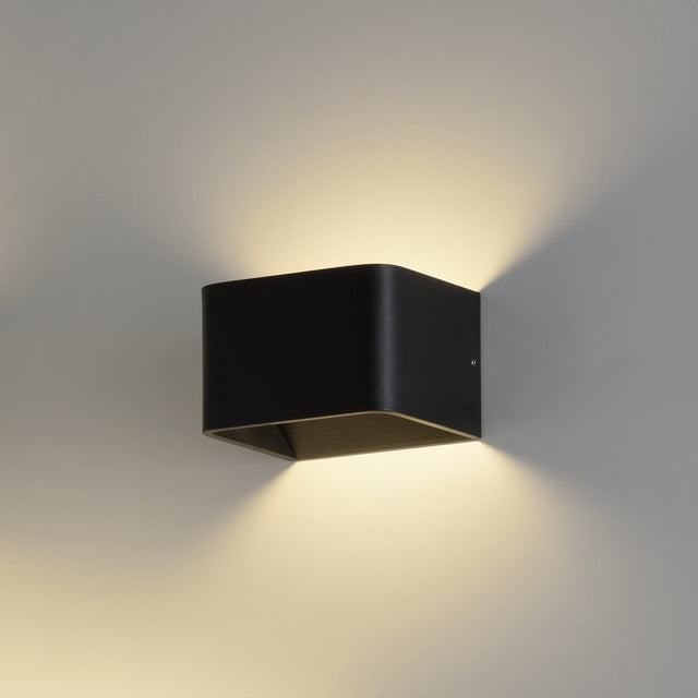 Icon Wall Lamp