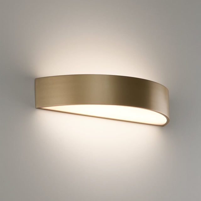 Isia Wall Lamp