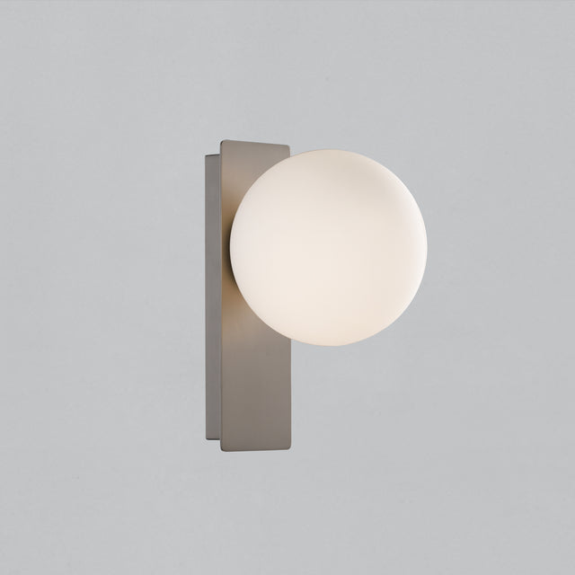 Kin Wall Lamp