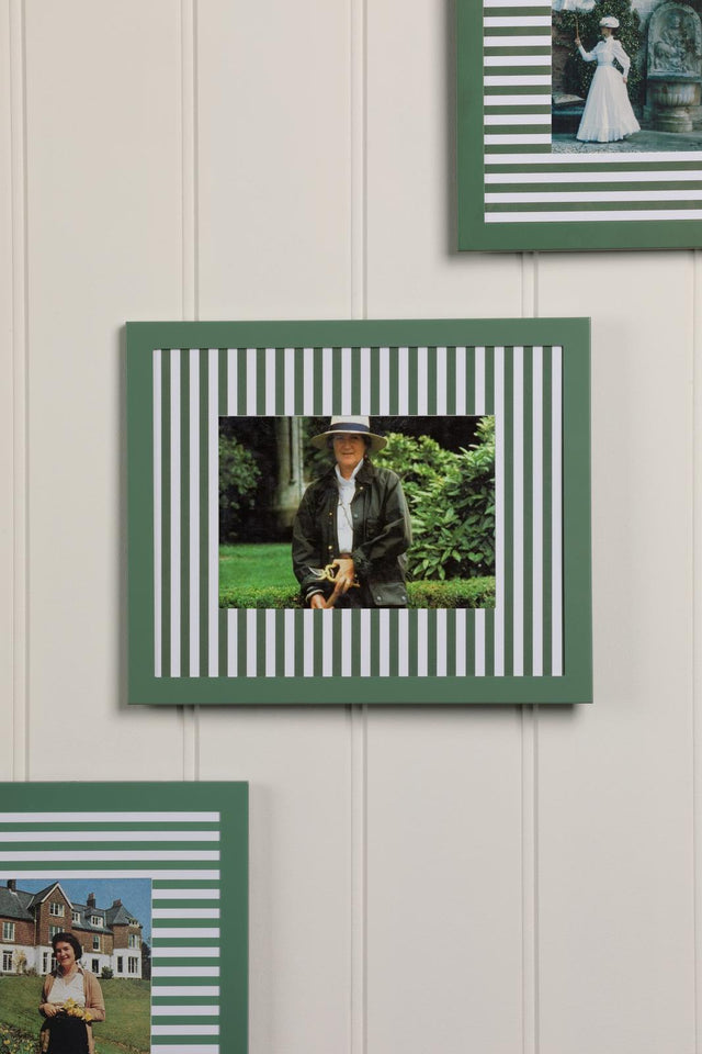 Laura Ashley Denwick Photo Frame Matt Green and Green 7" x 5"