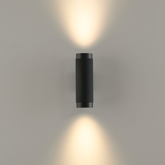 Lux Wall Lamp