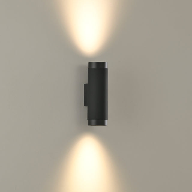Lux Wall Lamp