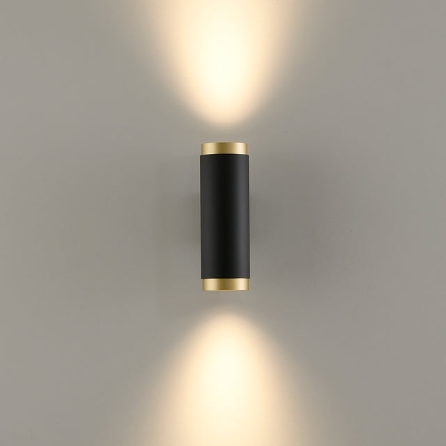 Lux Wall Lamp