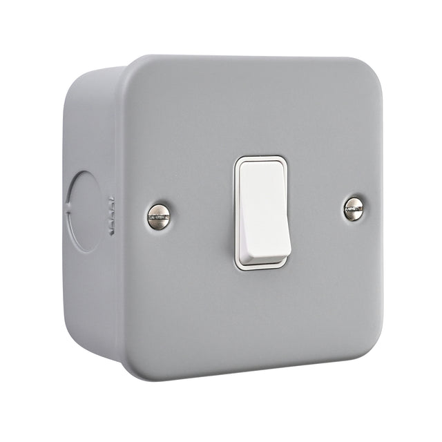 10AX 1G Intermediate Switch