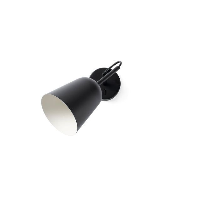 STUDIO wall lamp