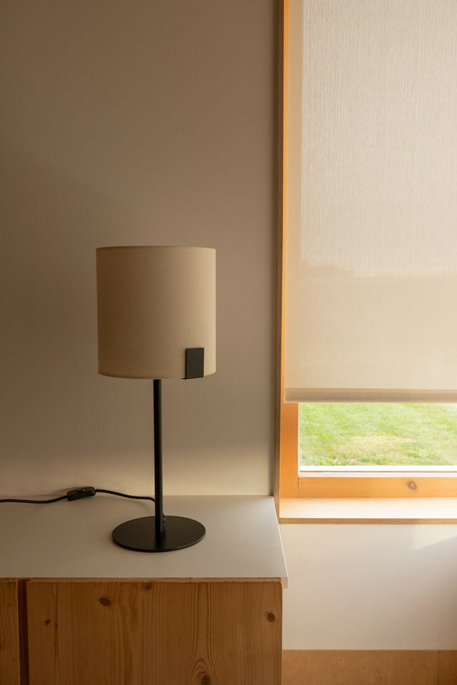 NILA Table lamp