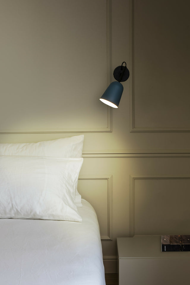 STUDIO wall lamp blue