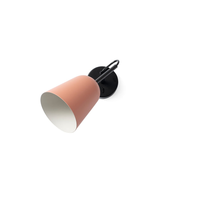 STUDIO wall lamp