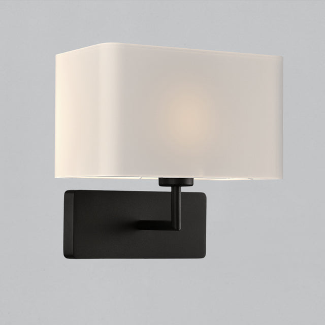 Romeo Wall Lamp