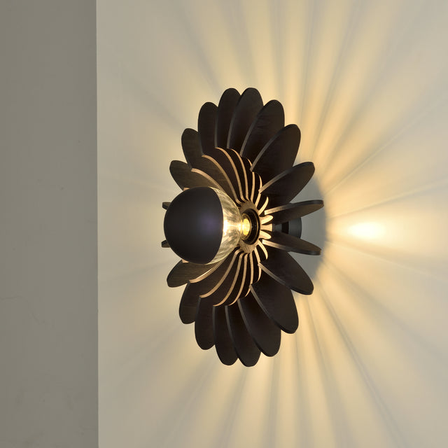 Rosa Del Desierto Wall Lamp