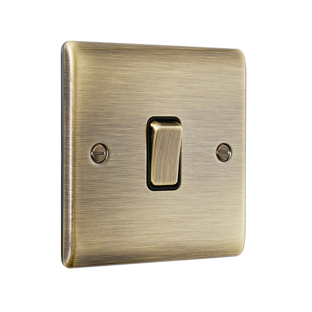 10AX 1G Intermediate Switch