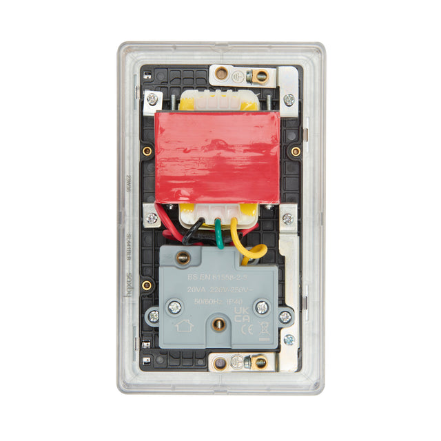 Dual Voltage Shaver Socket
