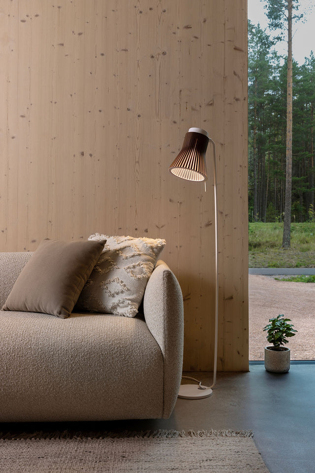 Petite Floor lamp