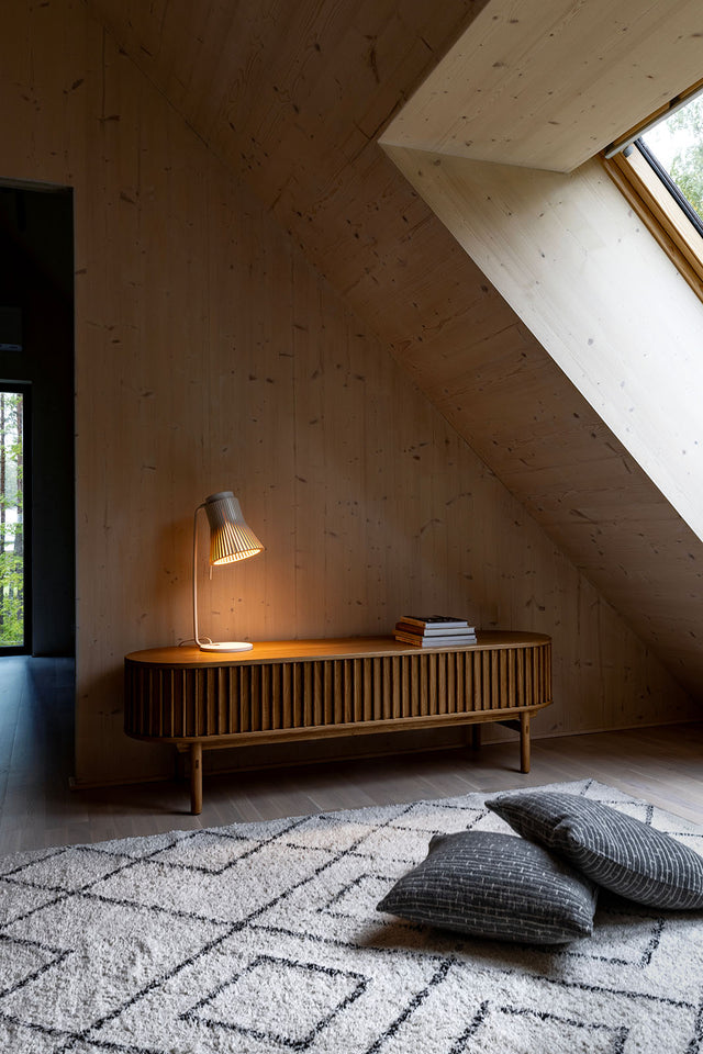 Petite Table lamp