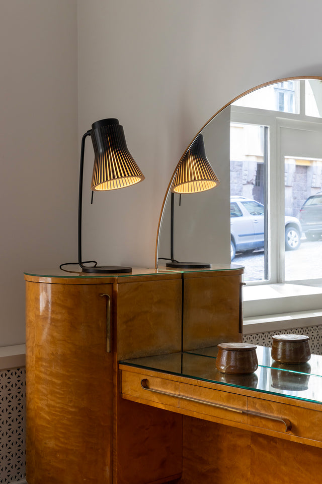 Petite Table lamp